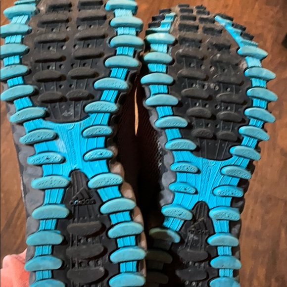 Shoes - Picture 5 of 5